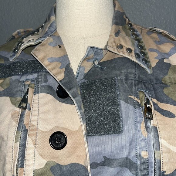 ZADIG & VOLTAIRE CAMO CAMOUGLAGE STUDDED CROPPED ARMY MILITAYRY JACKET -EUC - XS - Picture 2 of 16
